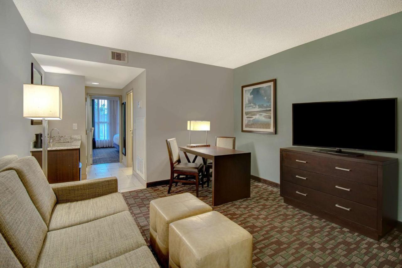 King Suite - Non-Smoking,1498933924:JPEG
