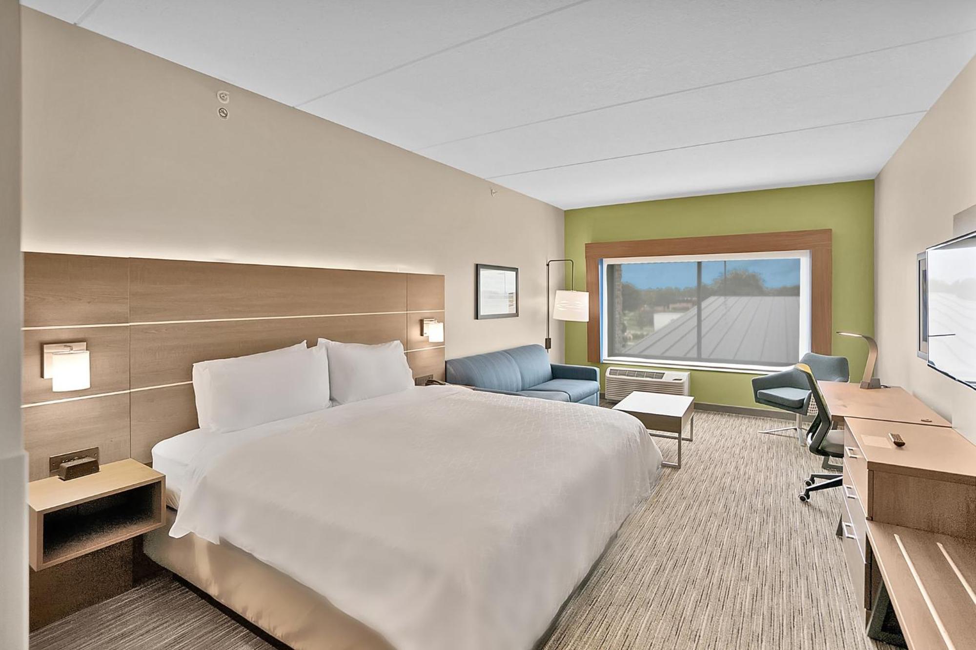 King Suite,976192174:JPEG